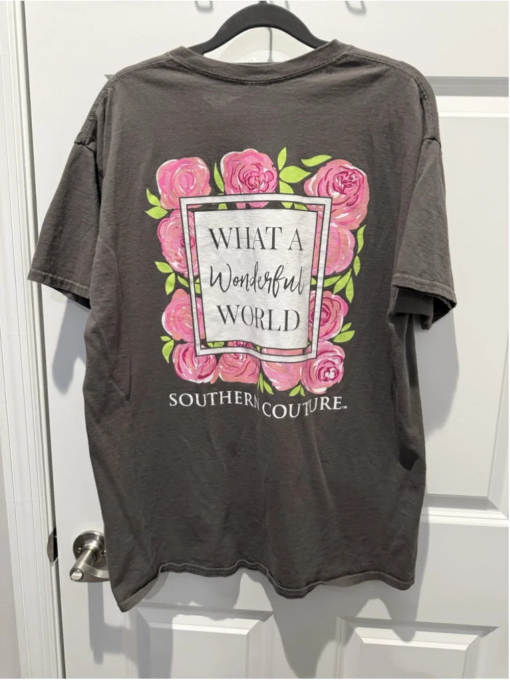 Southern Couture Gray What a Wonderful World Graphic Crew Neck T-Shirt L